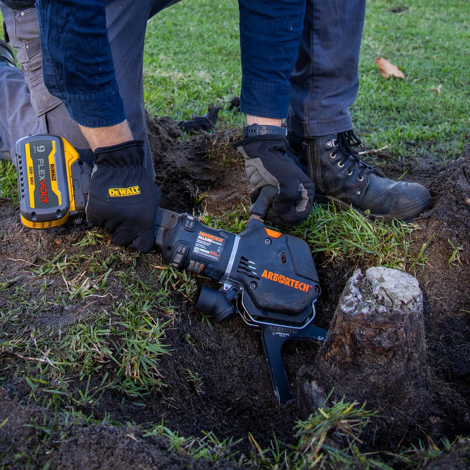 Setting up the Arbortech ALLSAW BA200X review,Arbortech ALLSAW BA200X review and rating,is Arbortech ALLSAW BA200X worth buying,Arbortech ALLSAW BA200X review pros cons,Arbortech ALLSAW BA200X review honest opinion,Arbortech ALLSAW BA200X review verdict for the first time